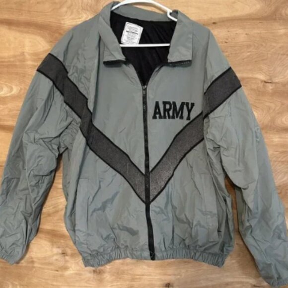 Unicor US Army IPFU Reflective Gray PT Vented Windbreaker Jacket Sz Large/ Reg - Picture 1 of 5